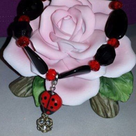 TDD Custom Made One Size Fits Most Ladybug Holiday Red Black Bracelet - Picture 1 of 6